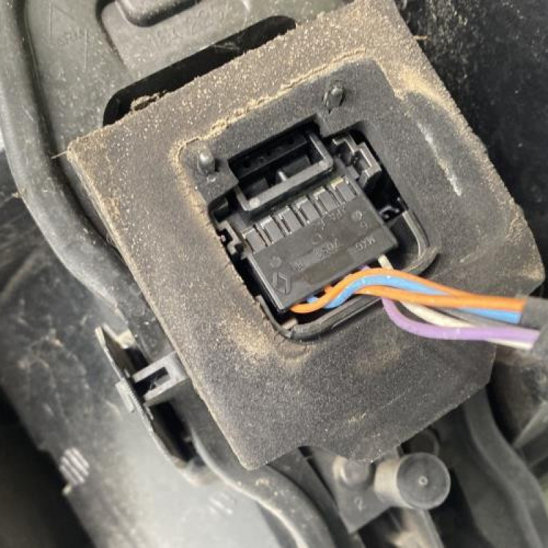 Feu arriere principal gauche (feux) RENAULT GRAND SCENIC 2 Photo n°3