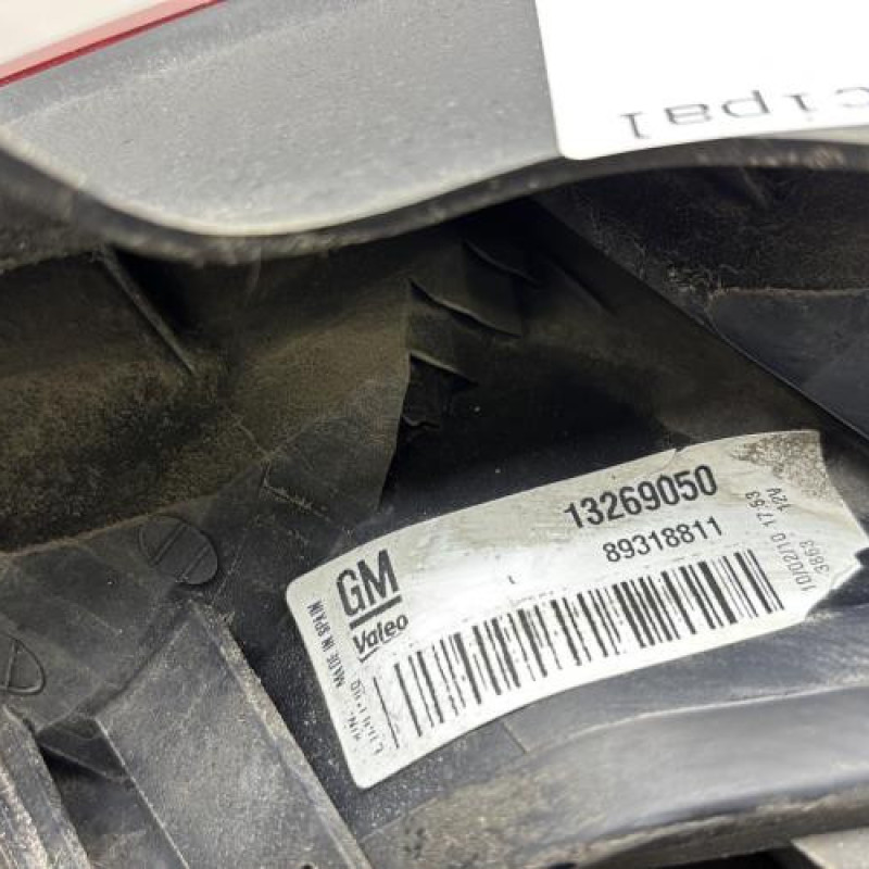 Feu arriere principal gauche (feux) OPEL CORSA D Photo n°8