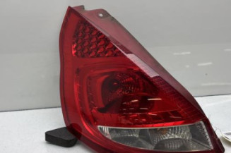 Feu arriere principal gauche (feux) FORD FIESTA 6 Photo n°1