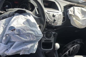 Feu arriere principal gauche (feux) FORD FIESTA 6