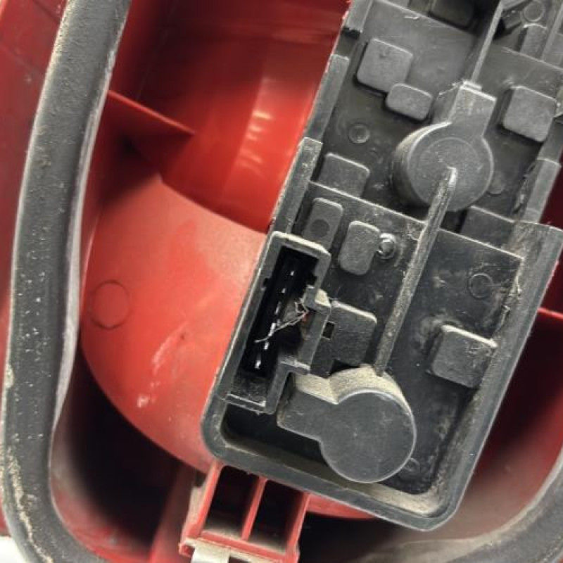 Feu arriere principal gauche (feux) CITROEN XSARA PICASSO Photo n°7