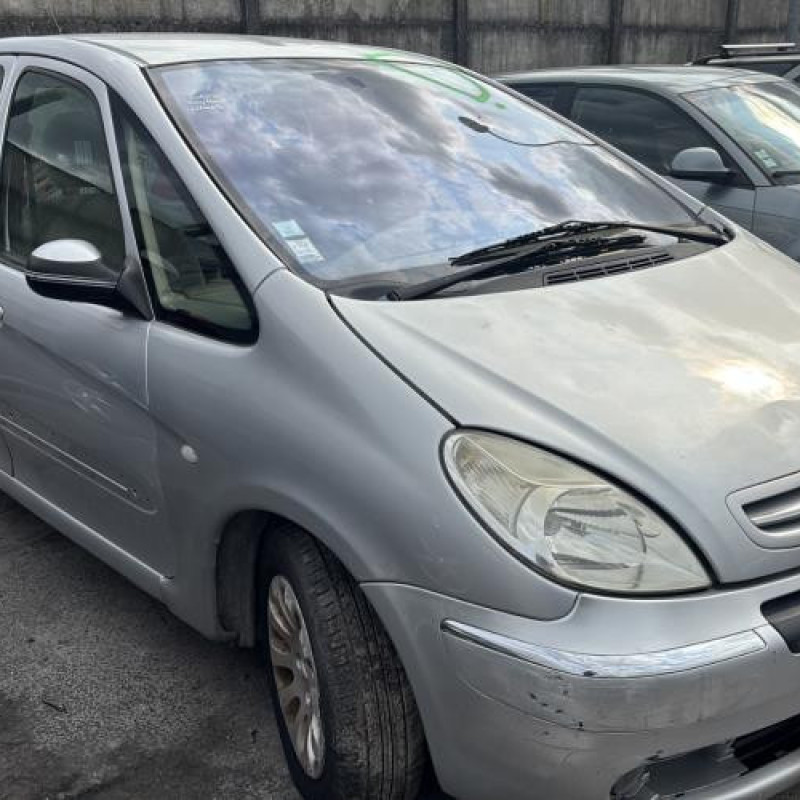 Feu arriere principal gauche (feux) CITROEN XSARA PICASSO Photo n°10