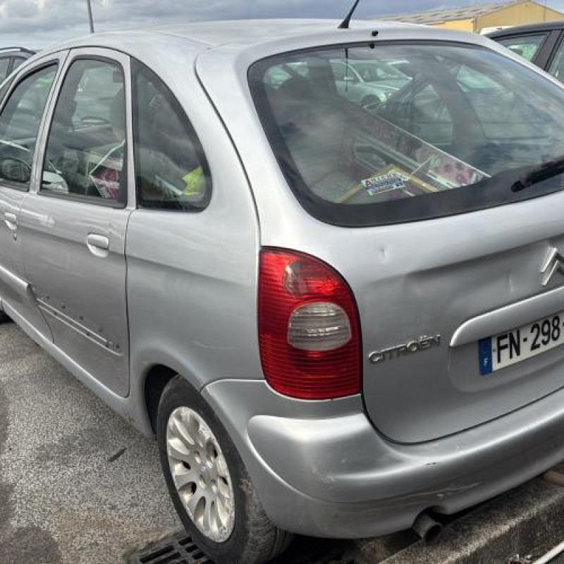 Feu arriere principal gauche (feux) CITROEN XSARA PICASSO Photo n°12