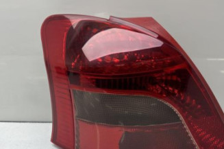 Feu arriere principal gauche (feux) TOYOTA YARIS 2 Photo n°1