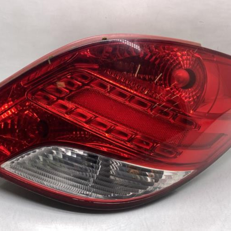 Feu arriere principal droit (feux) PEUGEOT 207 Photo n°1