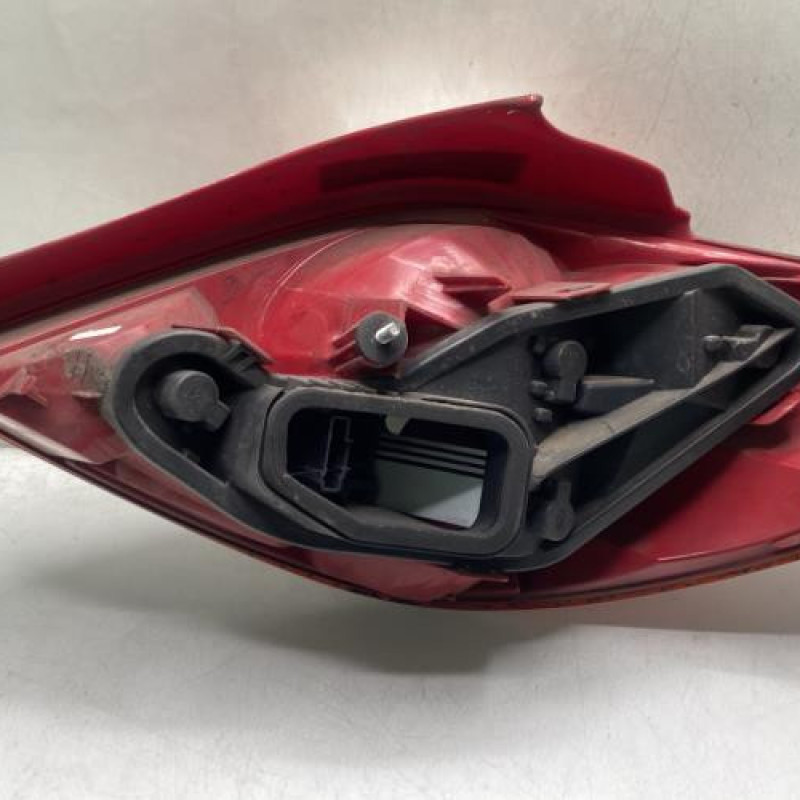 Feu arriere principal gauche (feux) PEUGEOT 207 Photo n°2