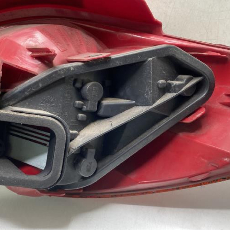 Feu arriere principal gauche (feux) PEUGEOT 207 Photo n°3