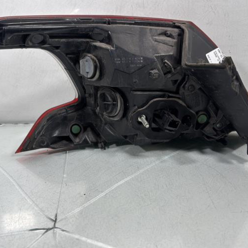 Feu arriere principal droit (feux) PEUGEOT 308 2 Photo n°2