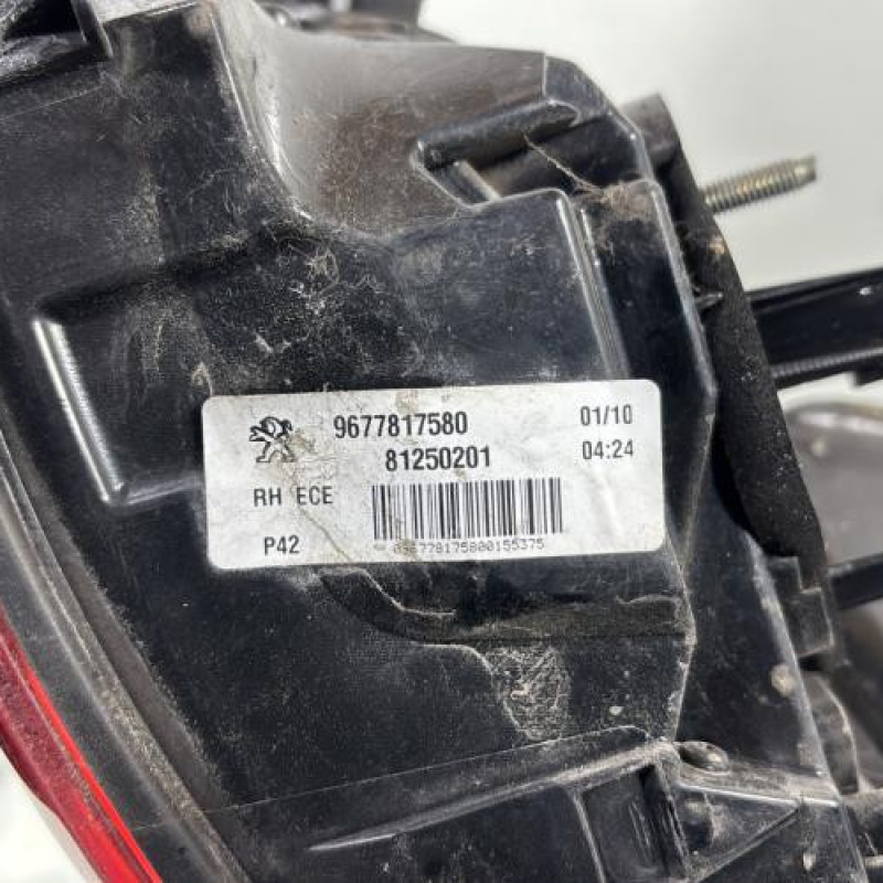 Feu arriere principal droit (feux) PEUGEOT 308 2 Photo n°4