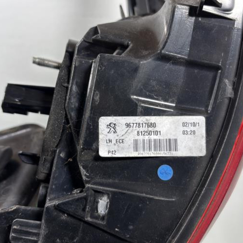 Feu arriere principal gauche (feux) PEUGEOT 308 2 Photo n°4