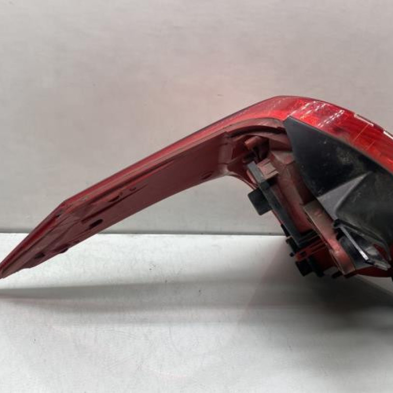 Feu arriere principal droit (feux) PEUGEOT 5008 1 Photo n°2