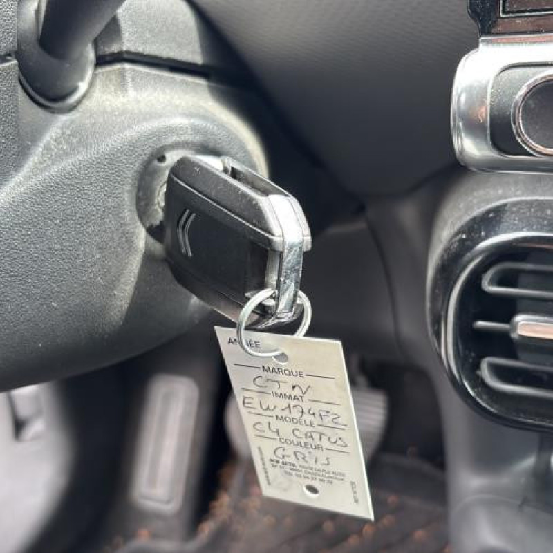 Bouchon de carburant CITROEN C4 CACTUS Photo n°19