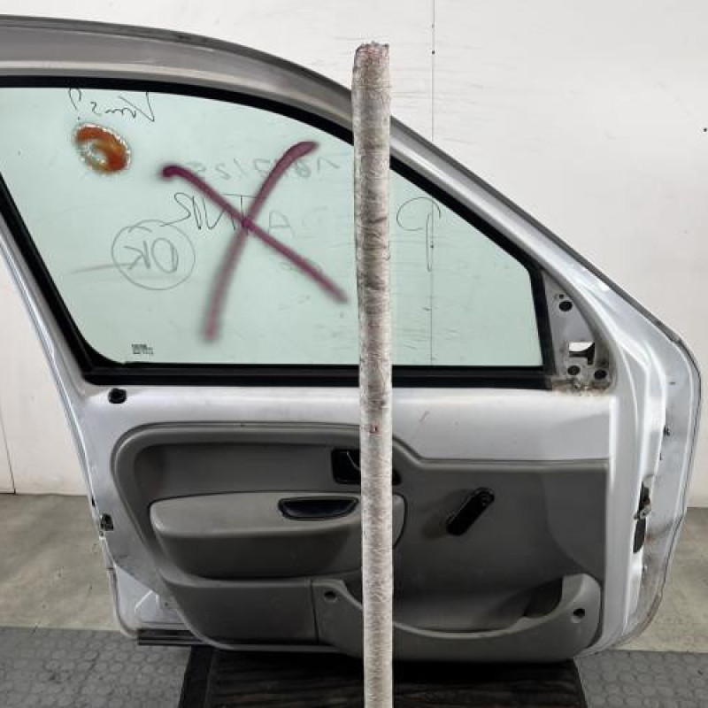 Porte avant gauche RENAULT KANGOO 1 Photo n°10