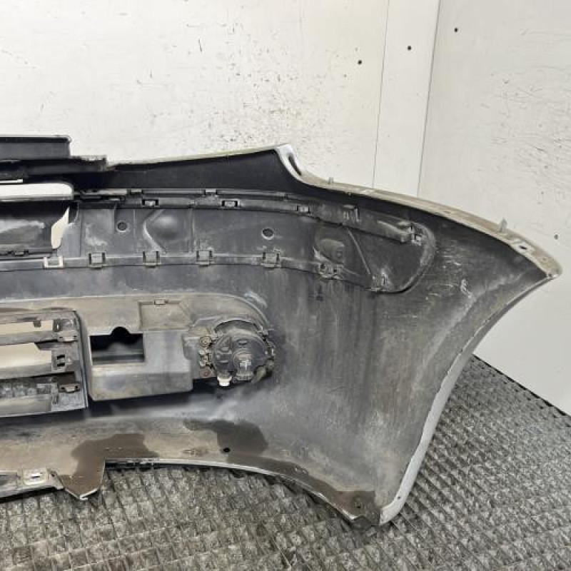 Pare choc avant CITROEN XSARA PICASSO Photo n°4