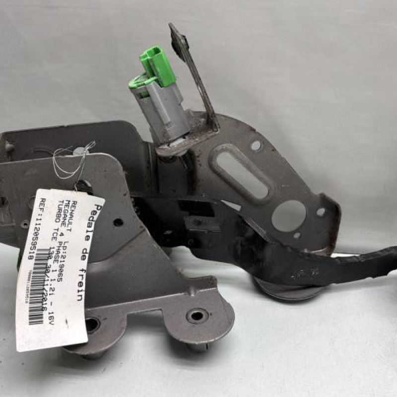 Pedale de frein RENAULT MEGANE 4 Photo n°1