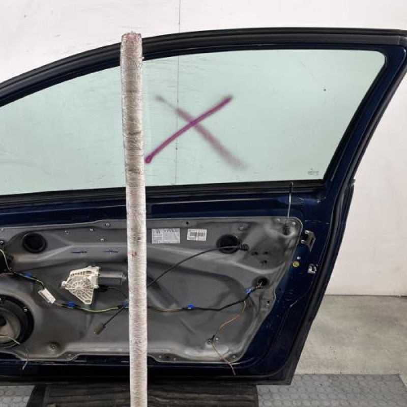 Porte avant droit MERCEDES CLASSE A 169 Photo n°8