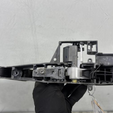 Poignee porte avant droit PEUGEOT 5008 1