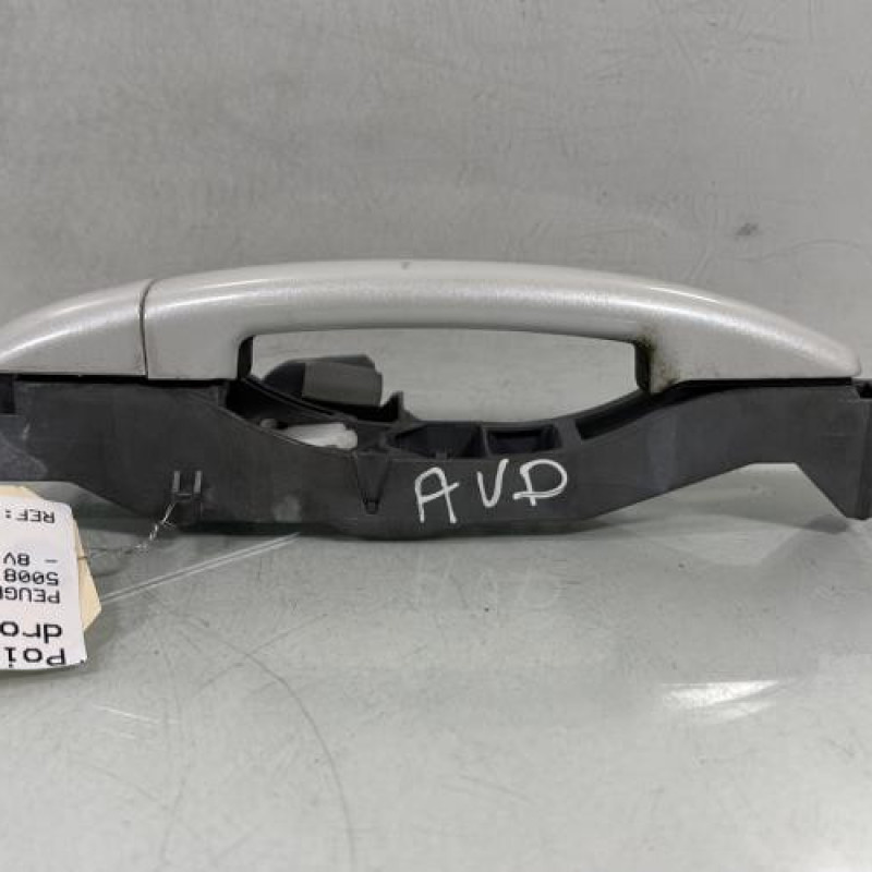 Poignee porte avant droit PEUGEOT 5008 1 Photo n°4