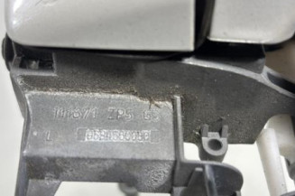 Poignee porte avant gauche PEUGEOT 5008 1