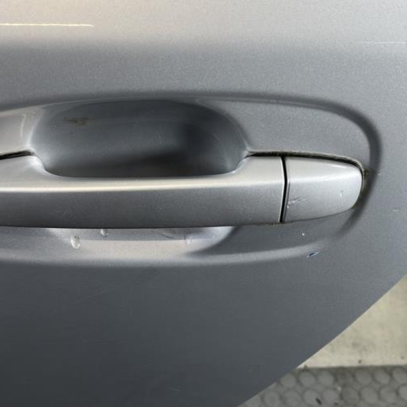 Porte arriere gauche TOYOTA AVENSIS 3 Photo n°2