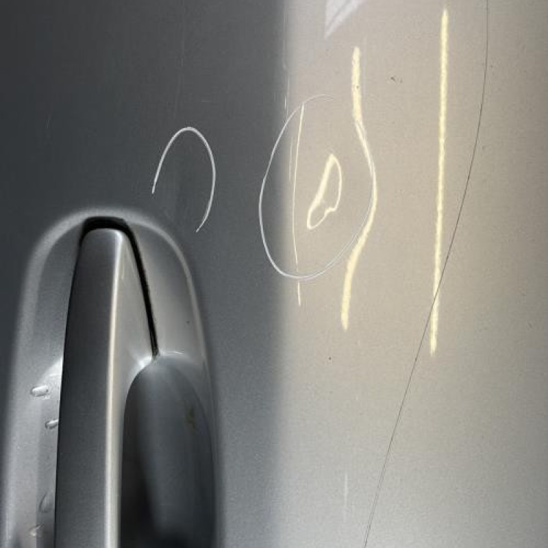 Porte arriere gauche TOYOTA AVENSIS 3 Photo n°3