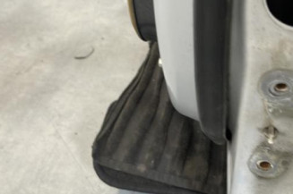 Porte avant gauche TOYOTA AVENSIS 3