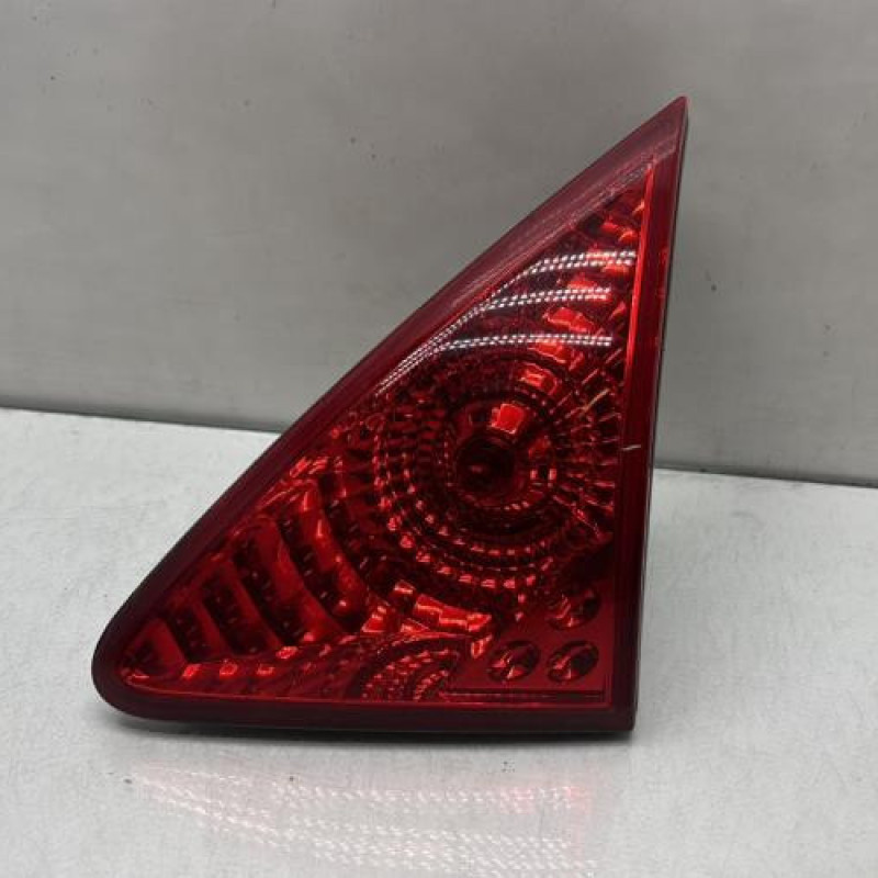 Feu arriere secondaire droit (feux) PEUGEOT 3008 1 Photo n°1