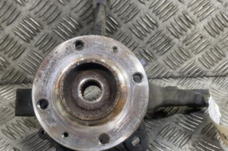 Pivot de moyeu avant droit PEUGEOT 208 2 Photo n°1