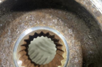 Pivot de moyeu avant droit PEUGEOT 208 2