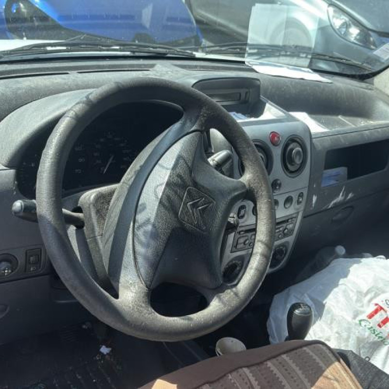 Pare choc arriere CITROEN BERLINGO 1 Photo n°16