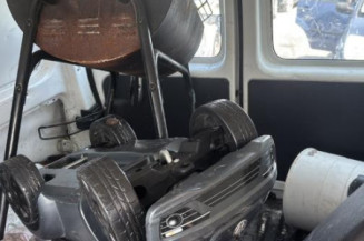 Pare choc arriere CITROEN BERLINGO 1