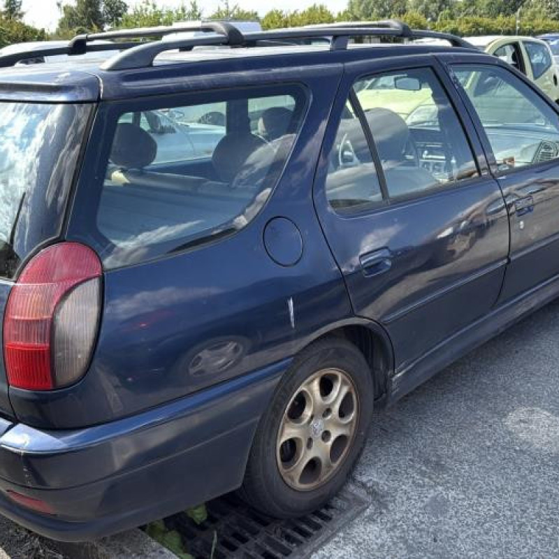 Poignee porte avant droit PEUGEOT 306 Photo n°13