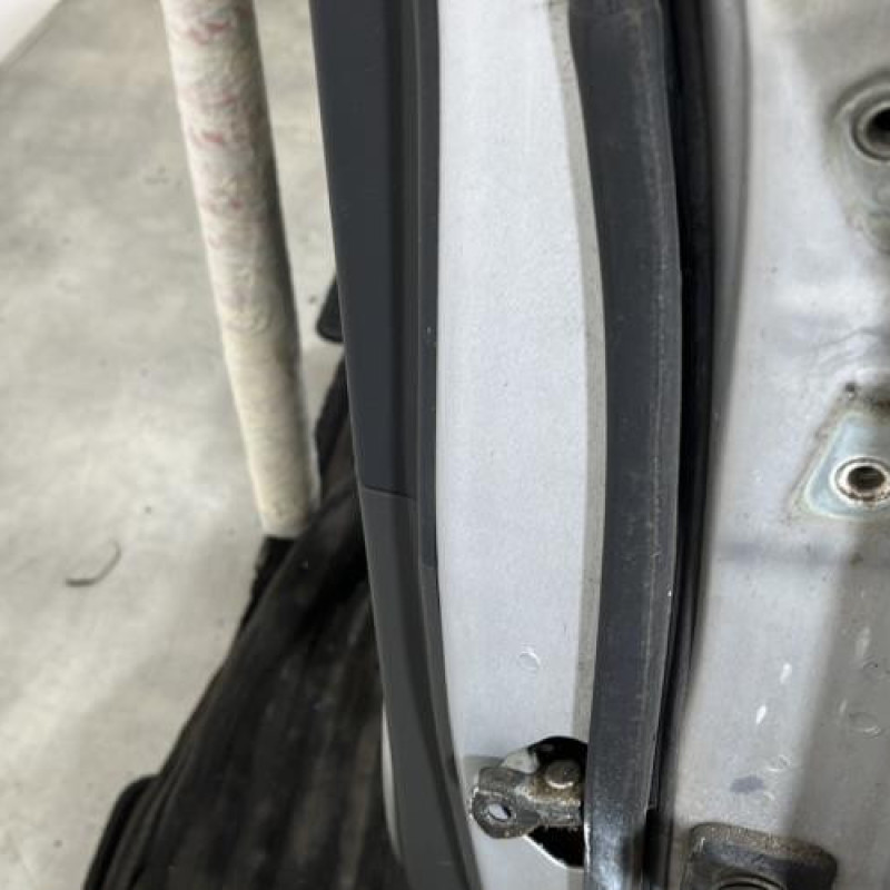 Porte arriere gauche CHEVROLET CRUZE Photo n°4