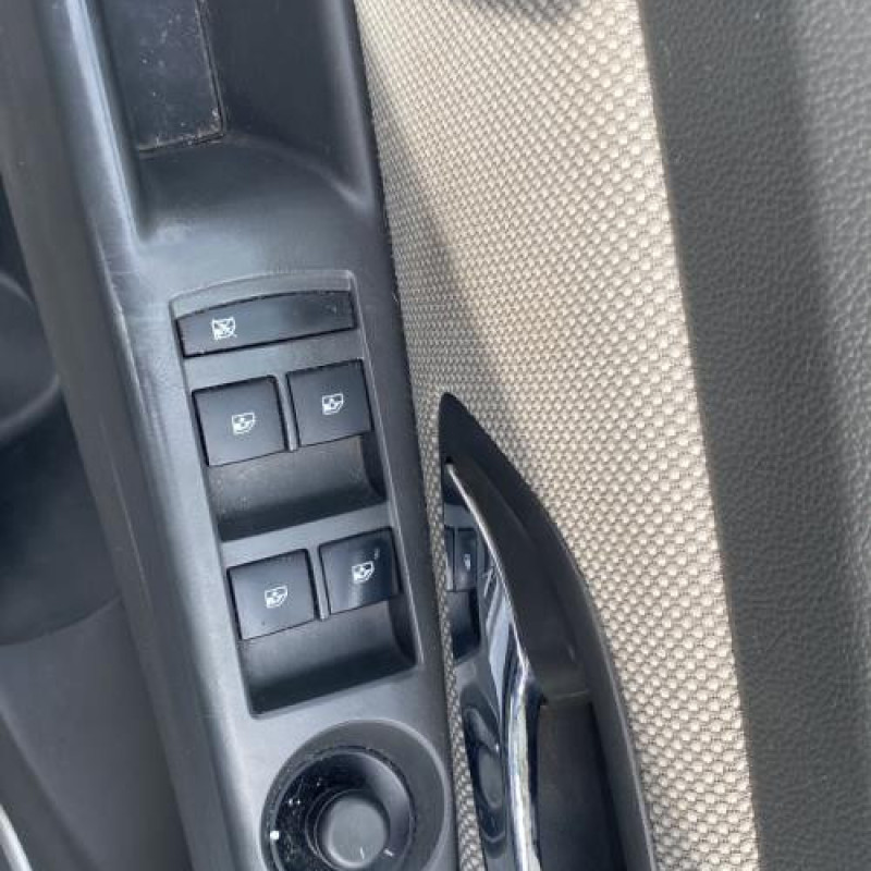 Porte arriere gauche CHEVROLET CRUZE Photo n°17