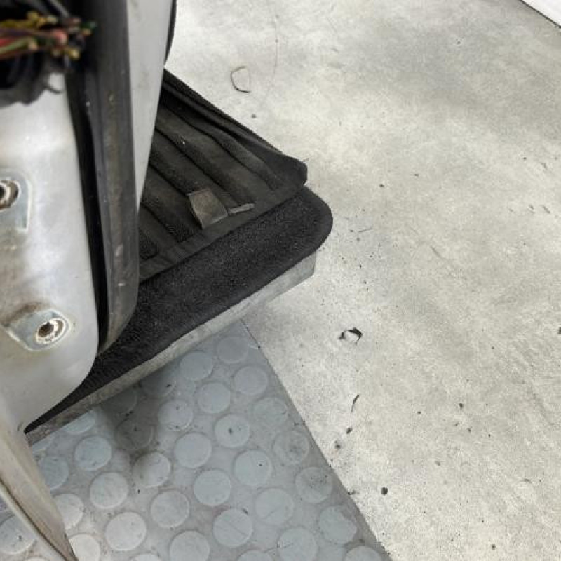 Porte avant droit CHEVROLET CRUZE Photo n°6