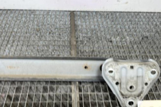 Renfort pare choc arriere (traverse) TOYOTA YARIS 2