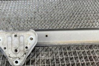 Renfort pare choc arriere (traverse) TOYOTA YARIS 2