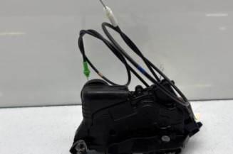 Serrure avant droit TOYOTA YARIS 2 Photo n°1