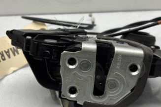 Serrure avant droit TOYOTA YARIS 2