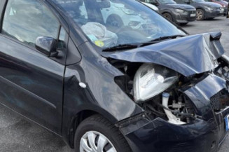 Serrure de coffre TOYOTA YARIS 2