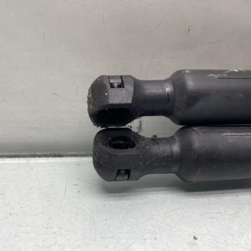 Verin de coffre PEUGEOT 2008 1 Photo n°5