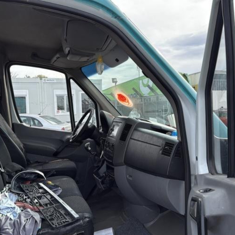 Bloc ABS (freins anti-blocage) MERCEDES SPRINTER 3 Photo n°16