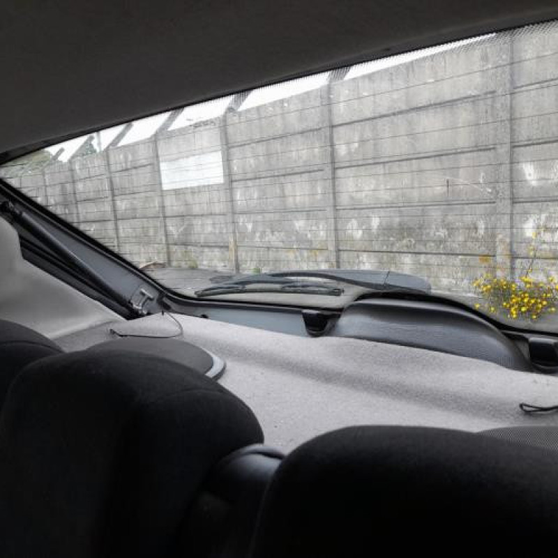 Serrure arriere gauche PEUGEOT 206 Photo n°9