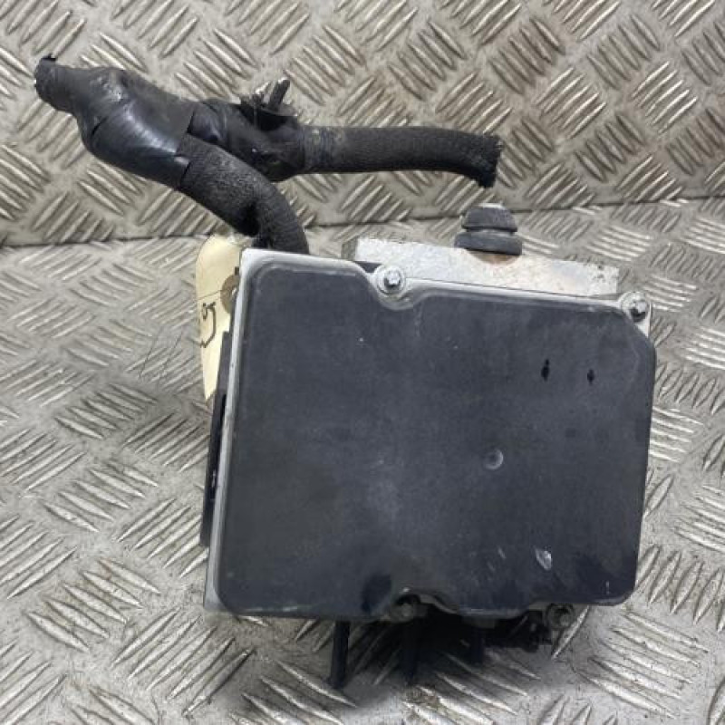 Bloc ABS (freins anti-blocage) RENAULT MASTER 3 Photo n°1