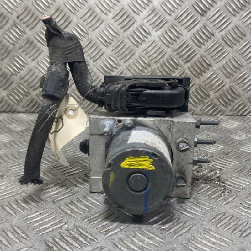 Bloc ABS (freins anti-blocage) RENAULT MASTER 3 Photo n°6