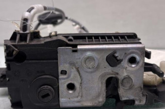 Serrure avant gauche PEUGEOT 208 1 Photo n°1