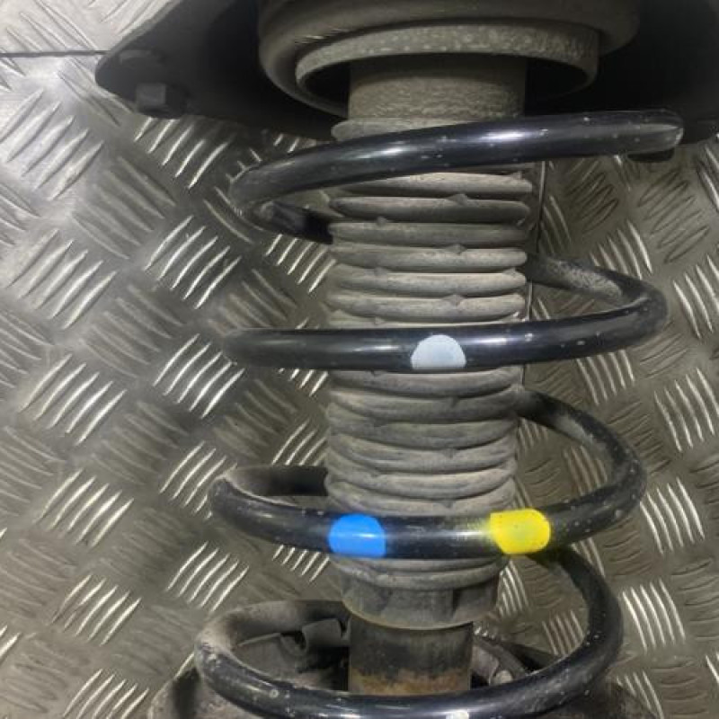 Amortisseur avant droit PEUGEOT 508 1 Photo n°1