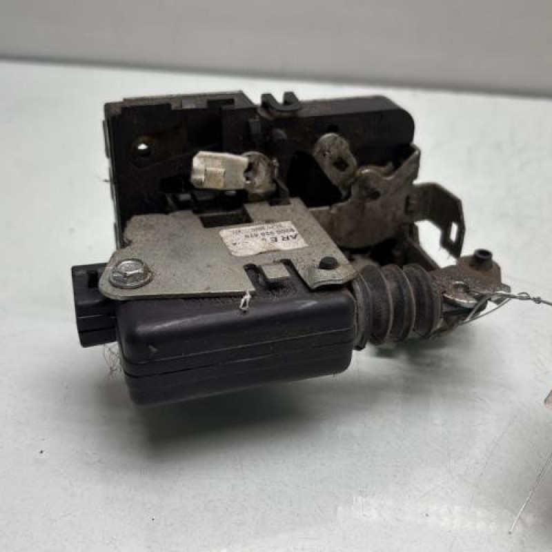 Serrure arriere droit DACIA LOGAN MCV 1 Photo n°2