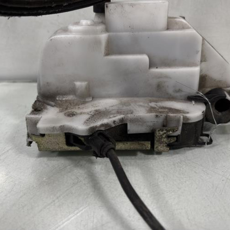 Serrure avant gauche CITROEN C2 Photo n°2