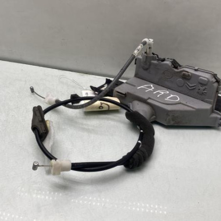 Serrure arriere droit PEUGEOT 5008 1